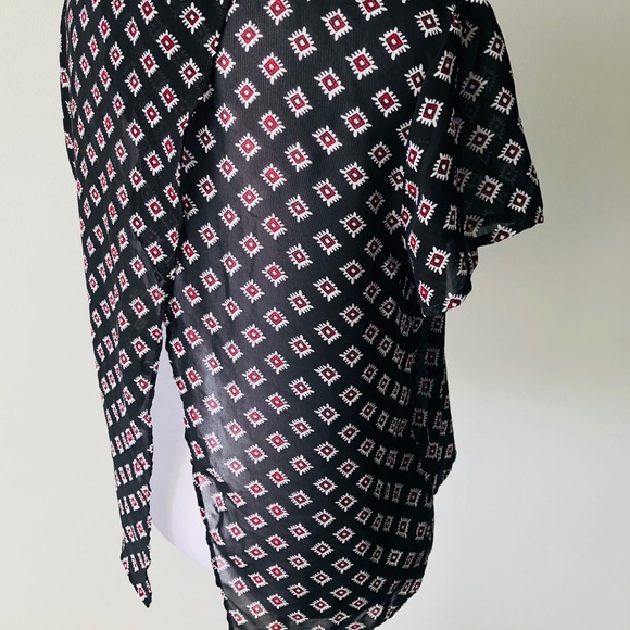 Gap Open Back Tee - Picture 5 of 5